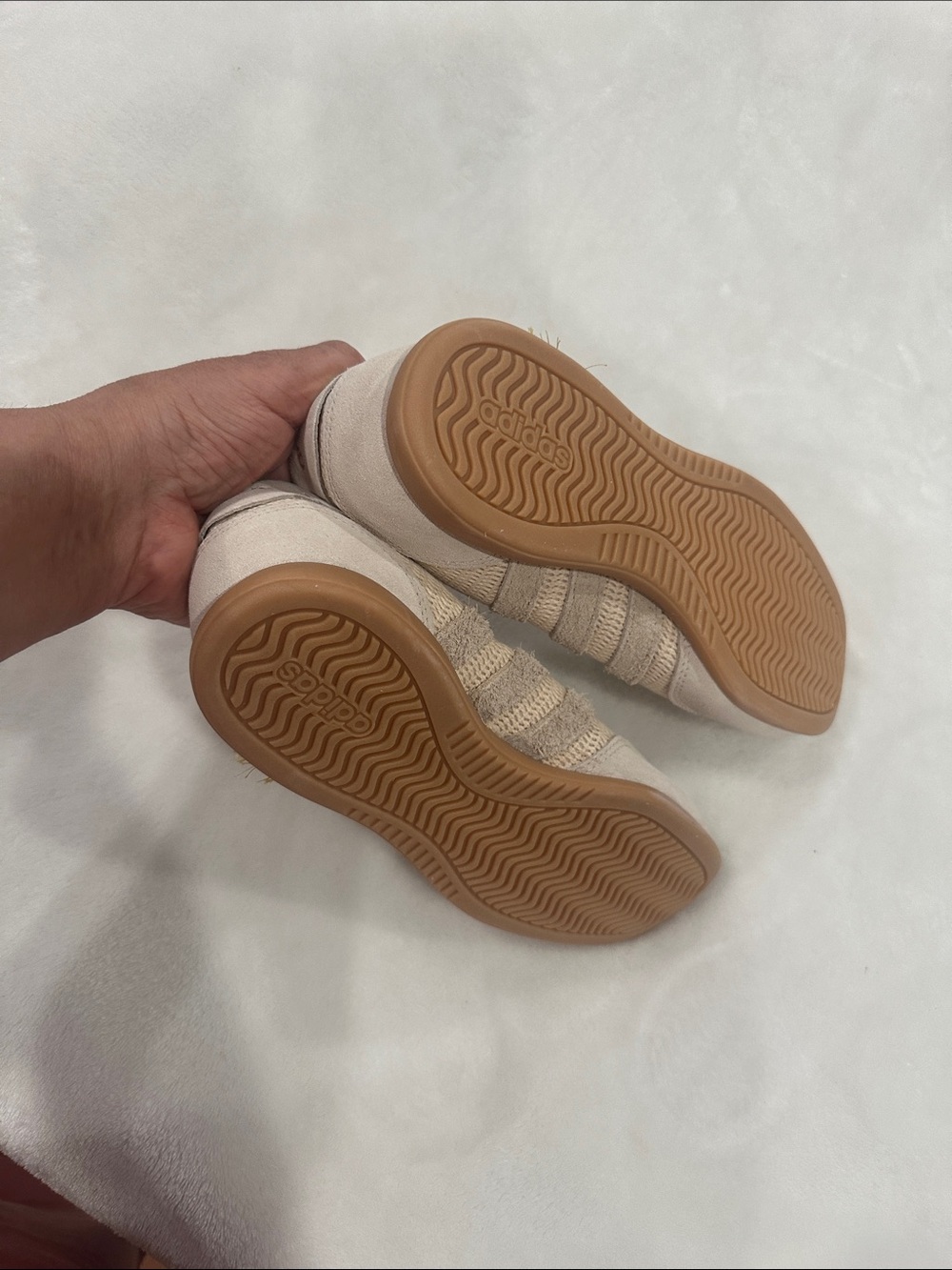 adidas Women’s Beige Mesh Slip-On Sneakers with Gold Accents - Picture 6 of 11